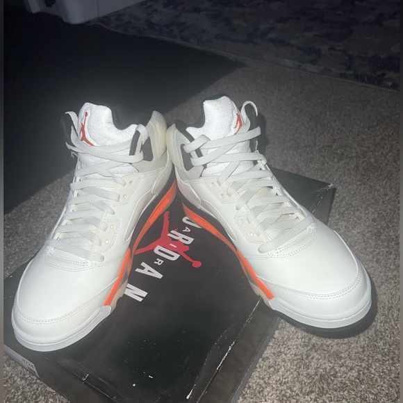 Jordan 5 - Picture 5 of 6